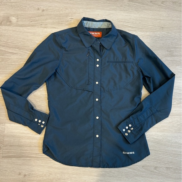 Simms Women’s Blue Lightweight Fishing Button-Up Shirt With Pearl Snaps - XS - Picture 1 of 6